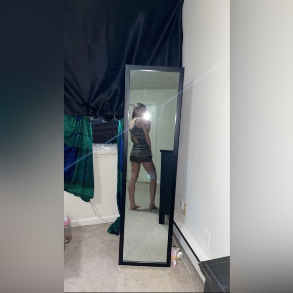 Forever 21 romper - Picture 2 of 3